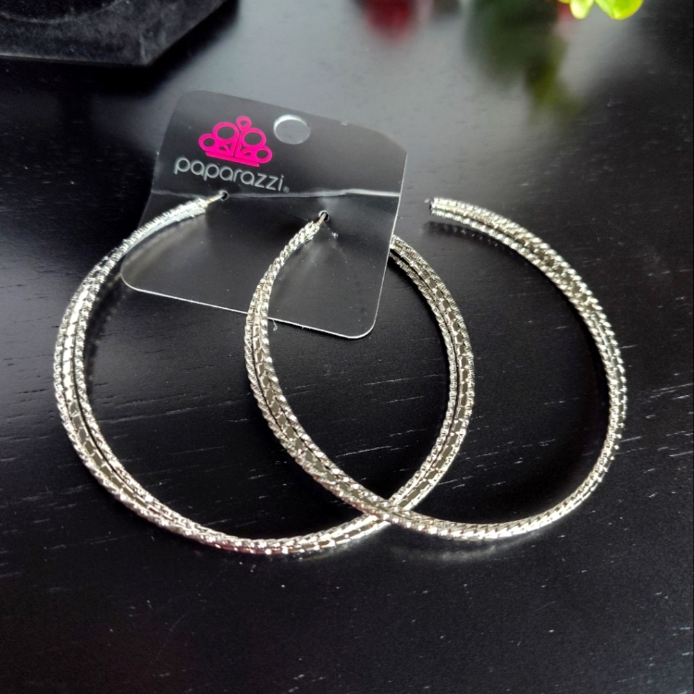 Large Hoop Earrings "Watch & Learn" Paparazzi NWT